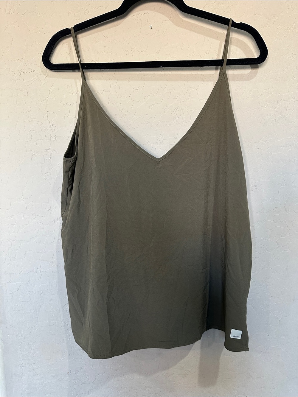 Vuori Olive V-Neck Spaghetti Strap Camisole